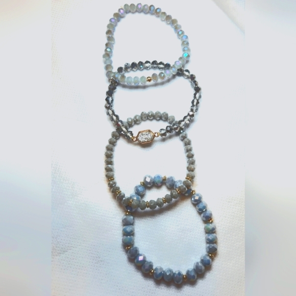 Crystal Beaded Bracelet Set - Picture 5 of 6